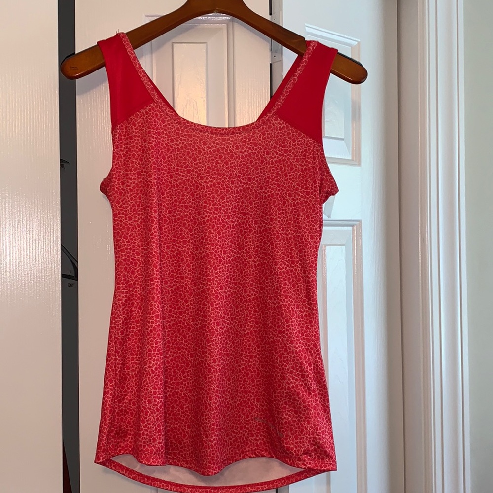 Columbia Omni Shade tank